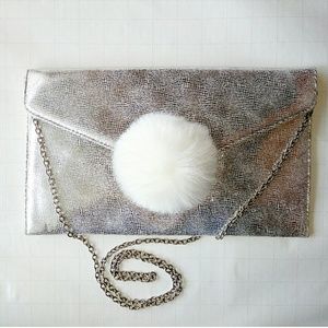 EUC Charming Charlie Silver Metallic Clutch